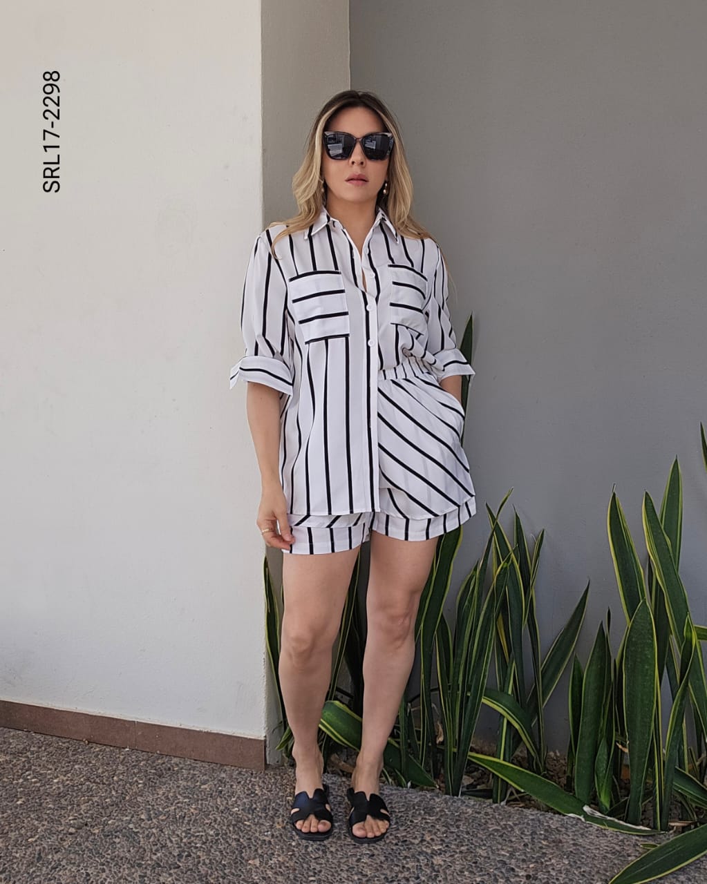 Set short y blusa camisera a rayas Q 2298