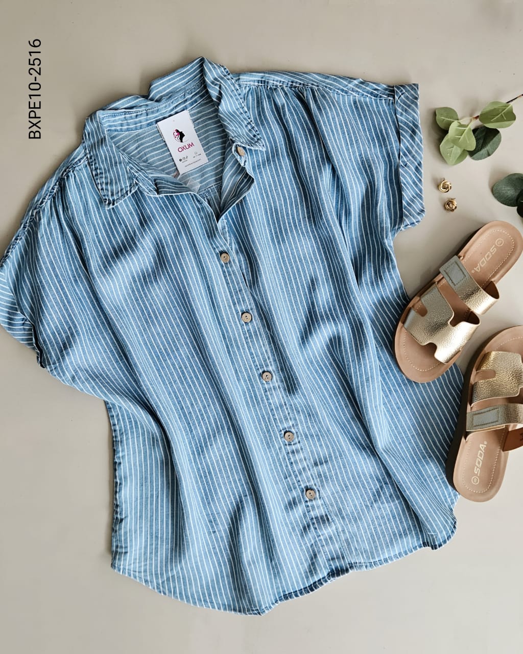 Blusa camisera en talla extras J 2516