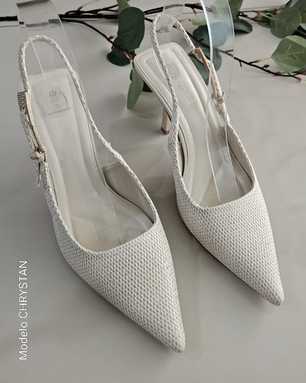 Zapatilla stiletto en punta CHRYSTAN