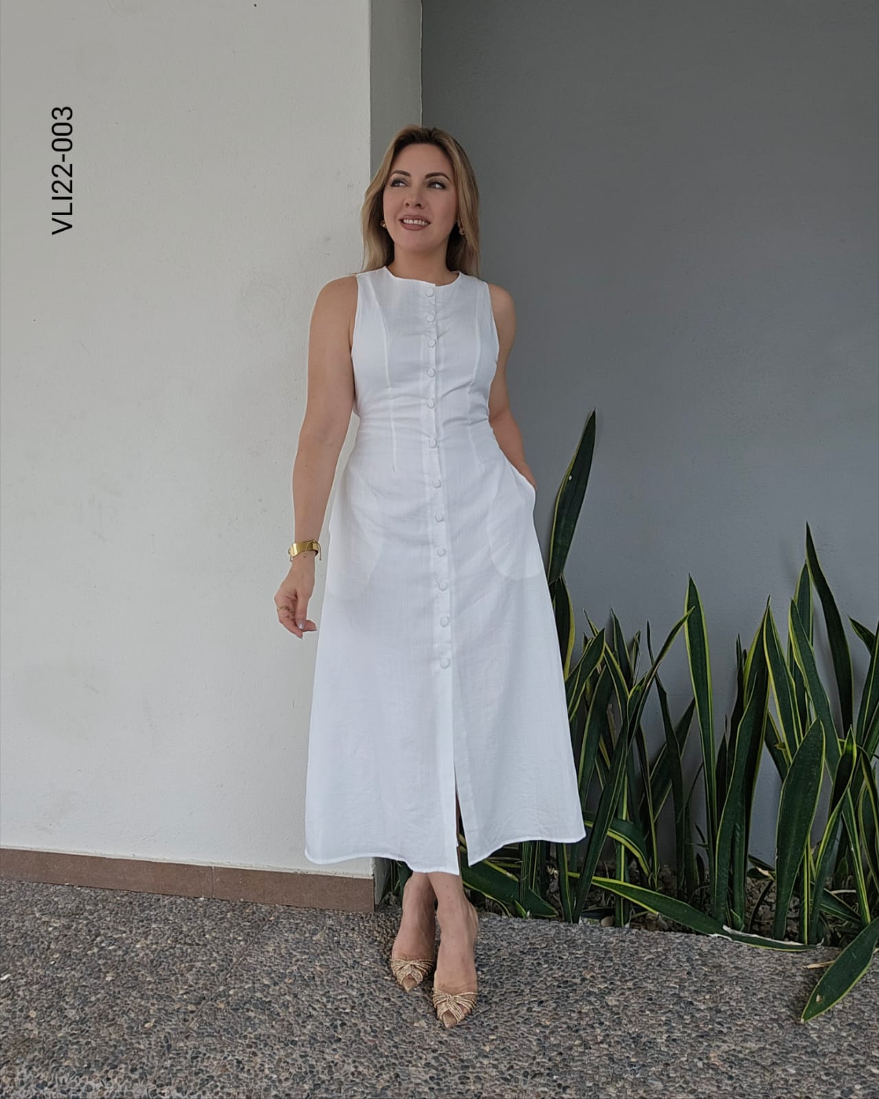 Vestido largo con botones V 003