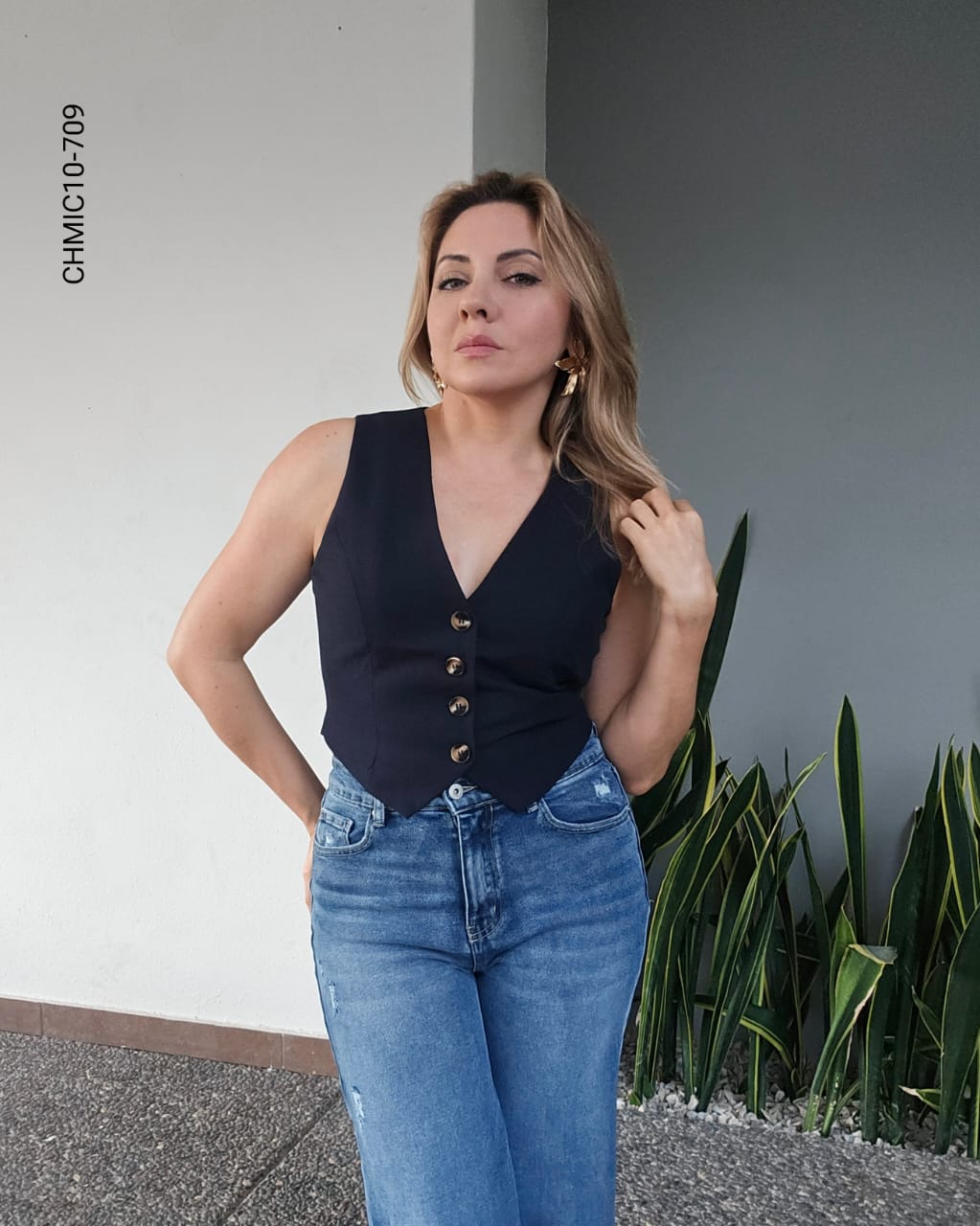 Chaleco pra dama cuatro botones J 709