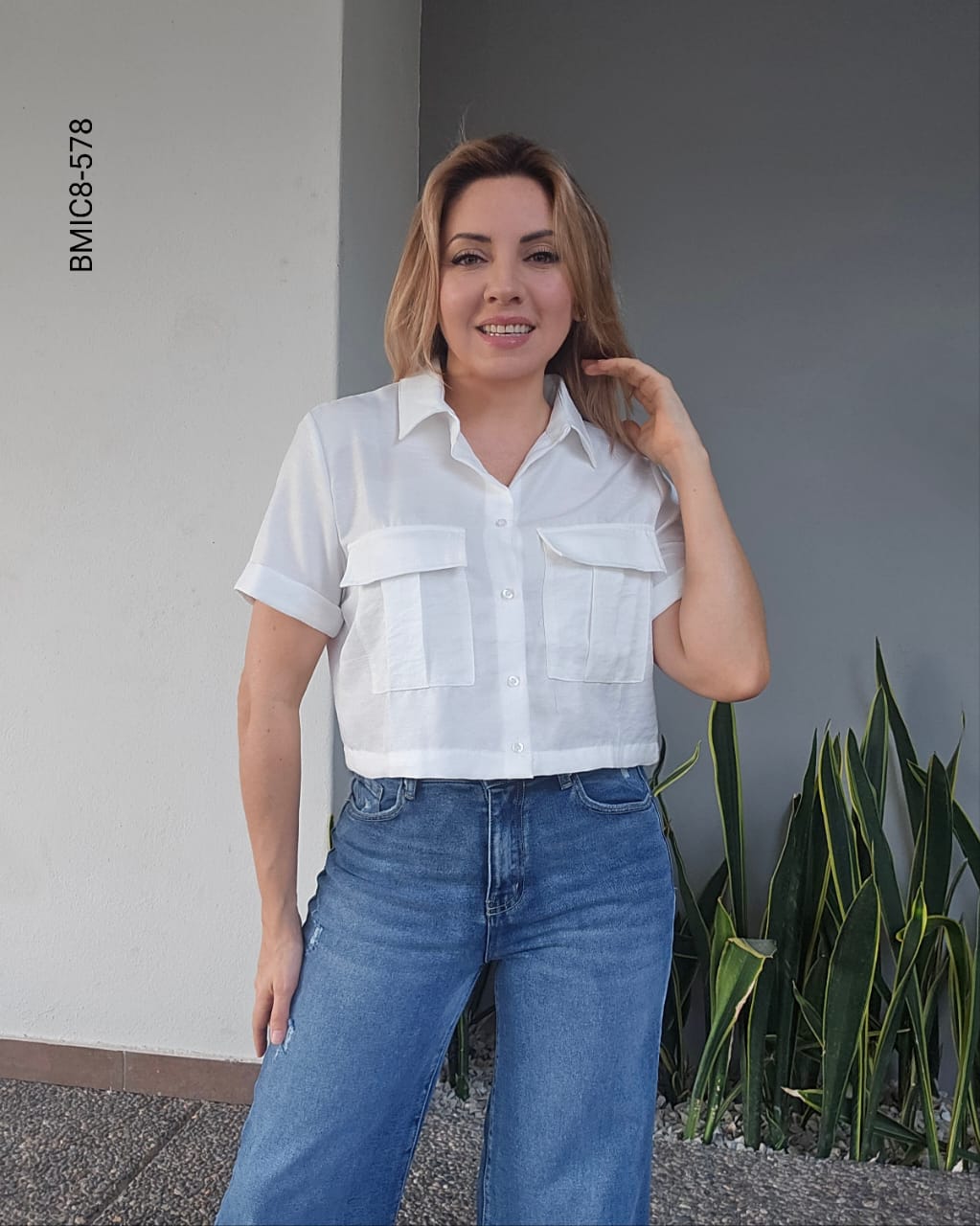 Blusa camisera corte crop H 578