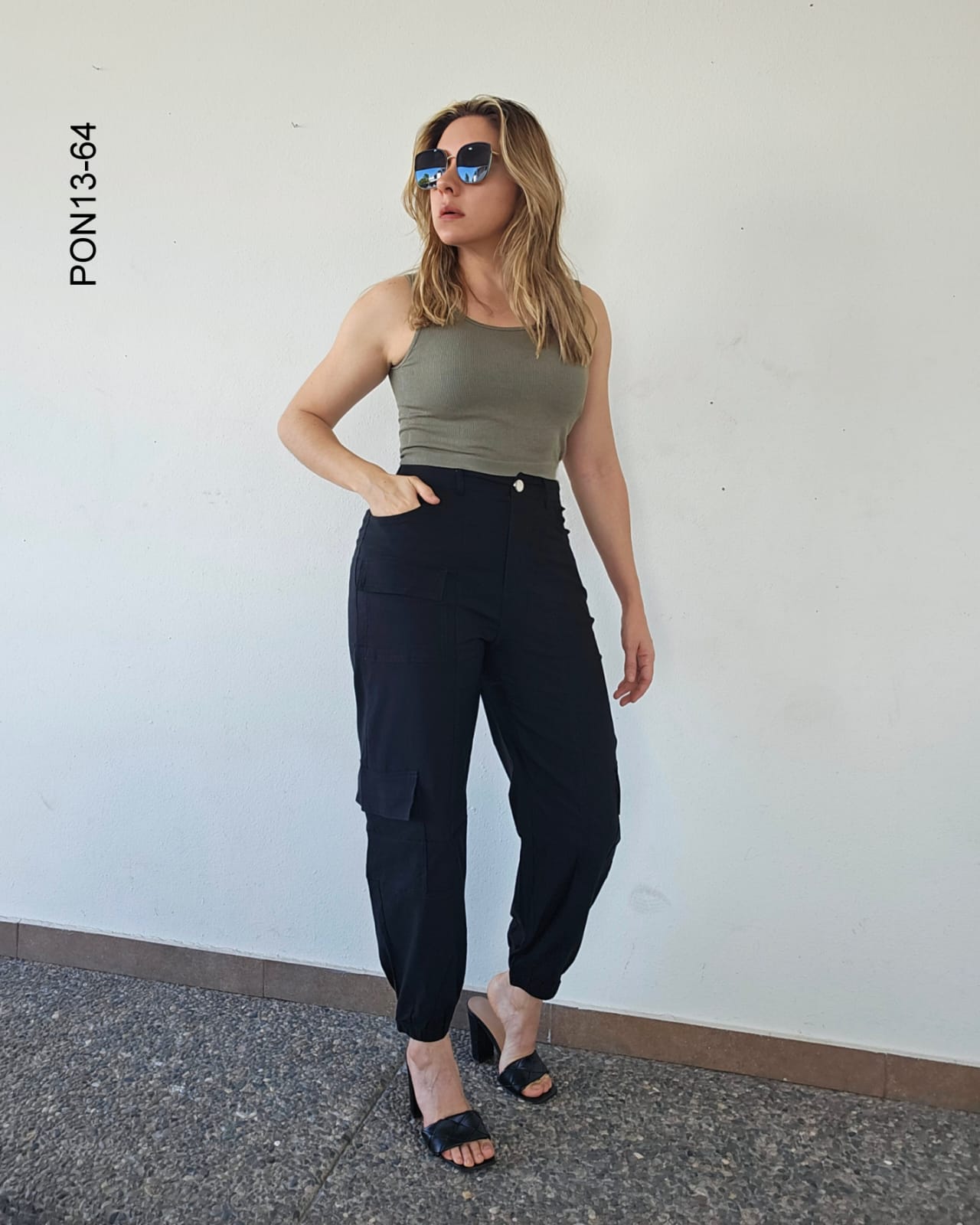 PON13.64 Pantalón