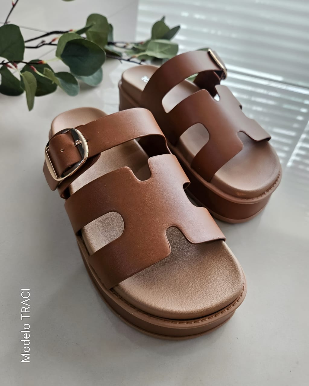 Calzado TRACI