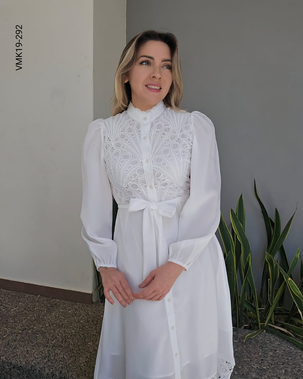 Vestido blanco con encaje S 292