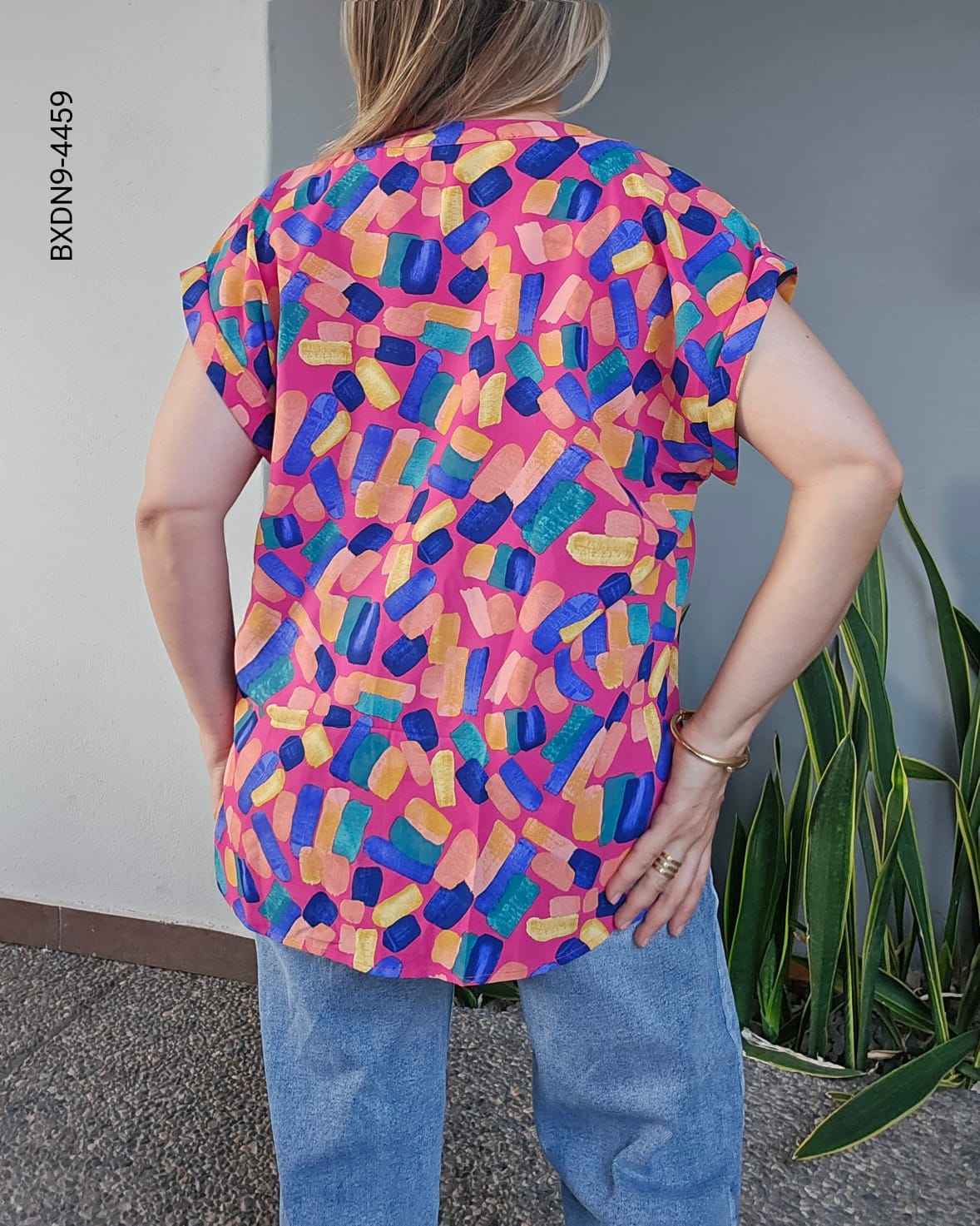 Blusa plus estampado abstracto I 4459
