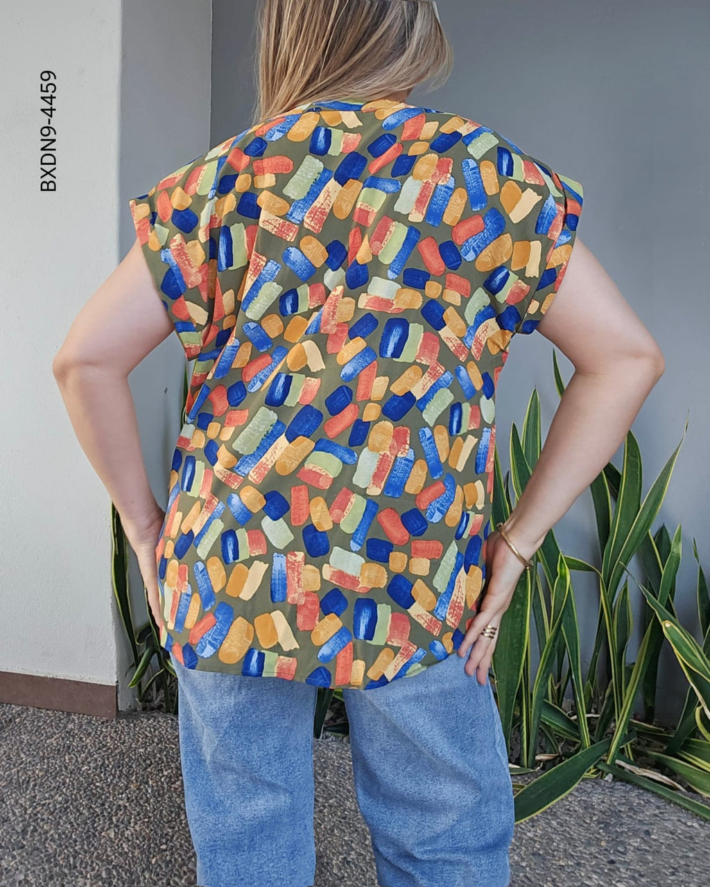 Blusa plus estampado abstracto I 4459