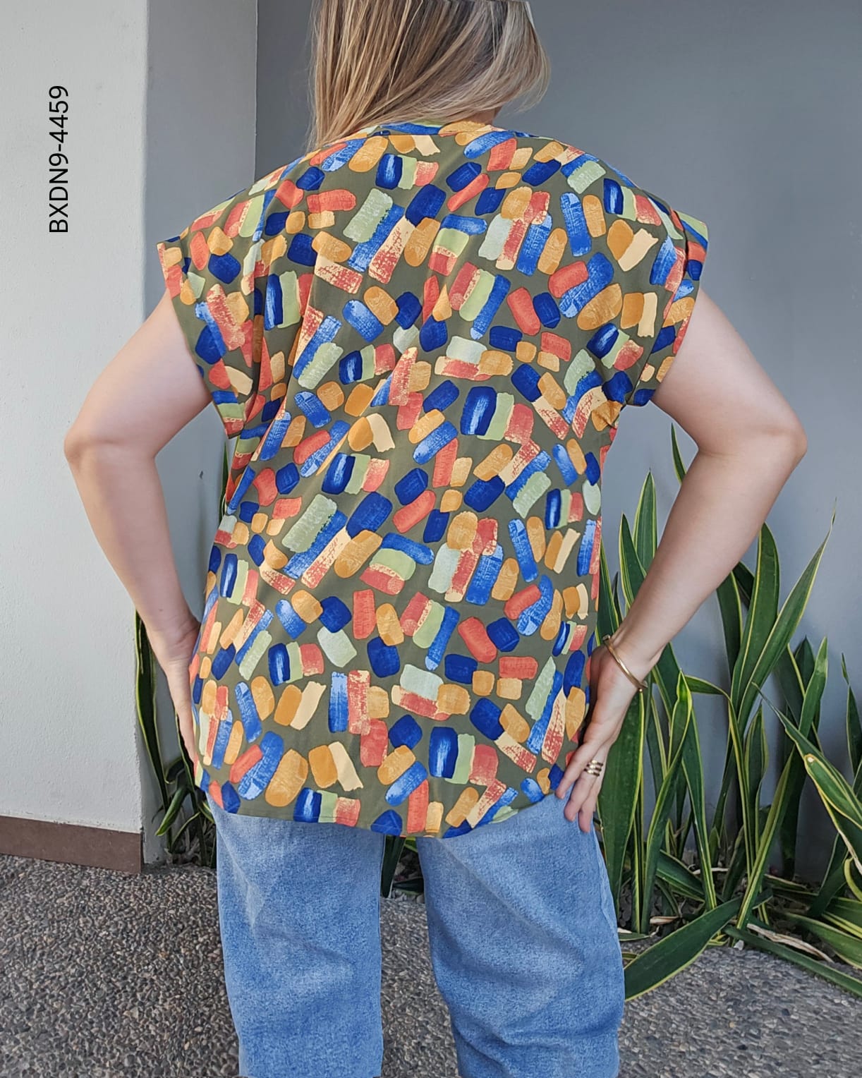 Blusa plus estampado abstracto I 4459