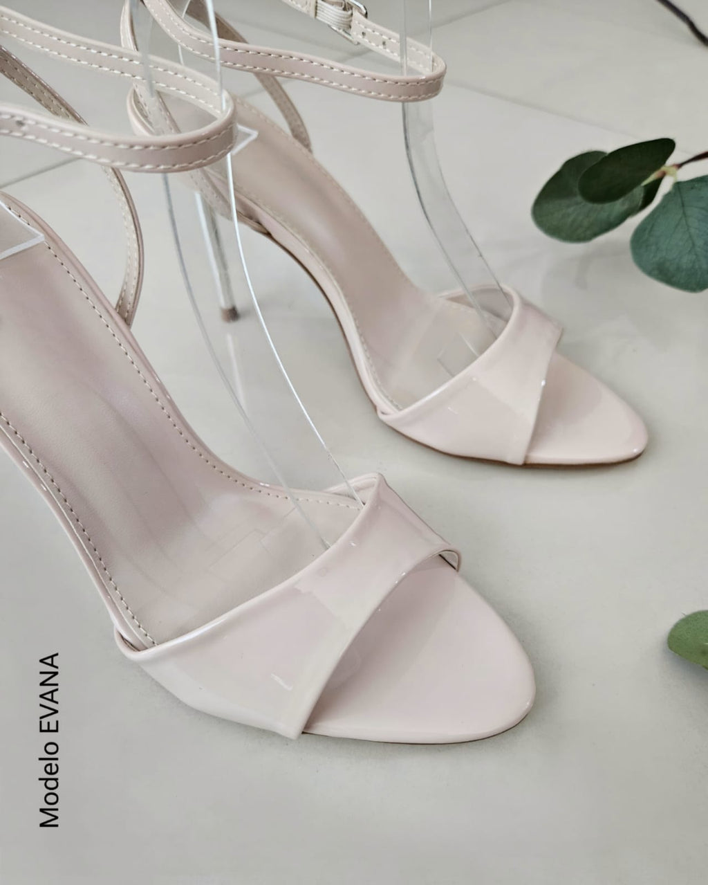 Zapatilla tacon de aguja EVANA