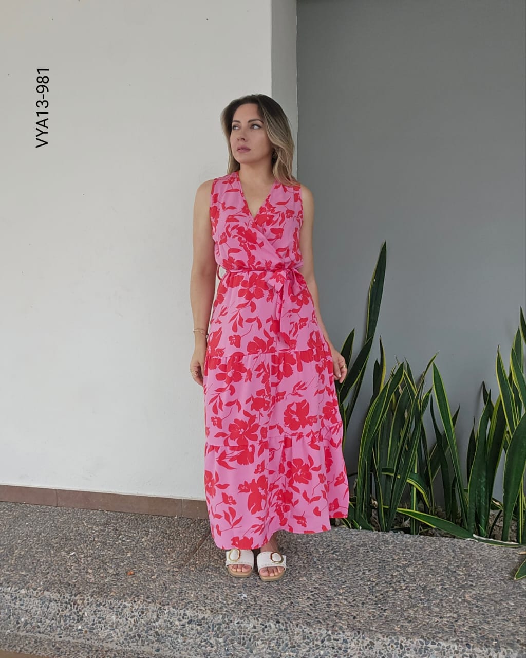 Vestido largo sin mangas M 981