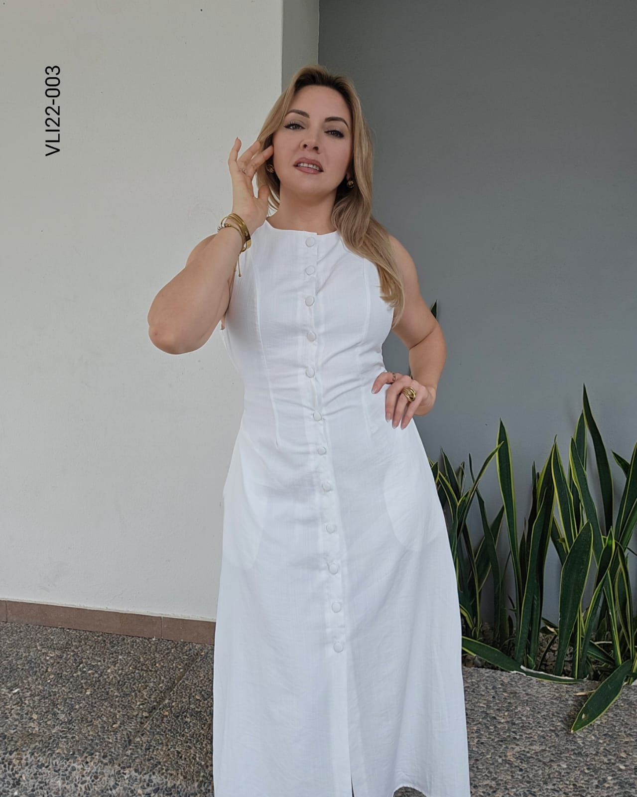 Vestido largo con botones V 003