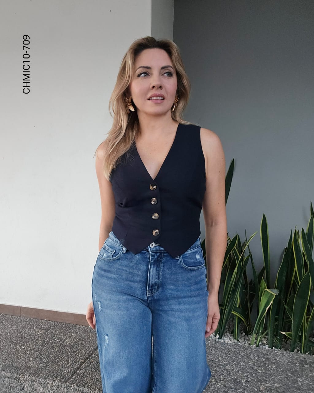 Chaleco pra dama cuatro botones J 709