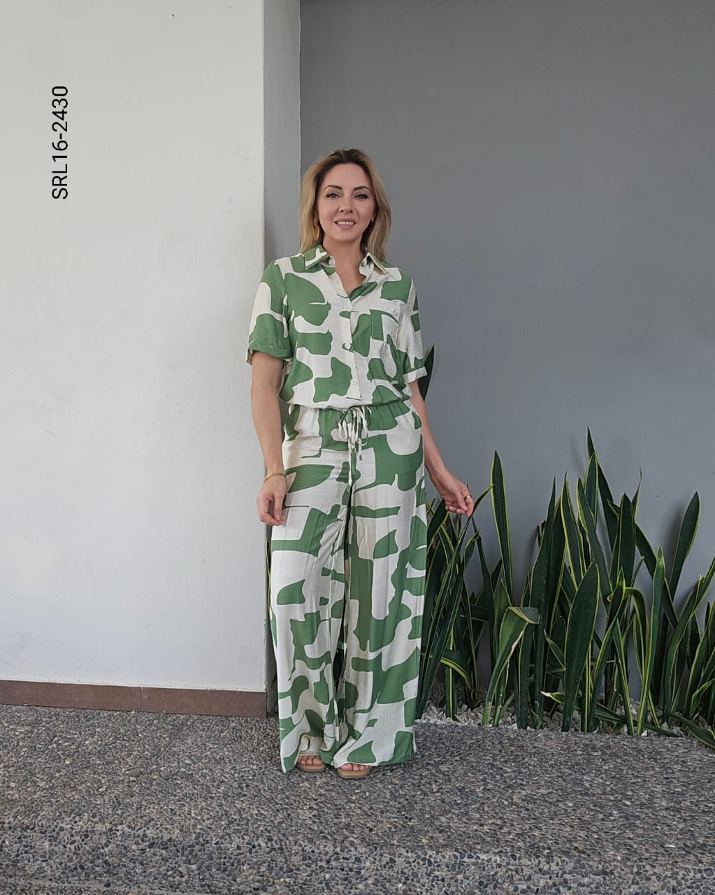 Set de blusa y pantalón P 2430