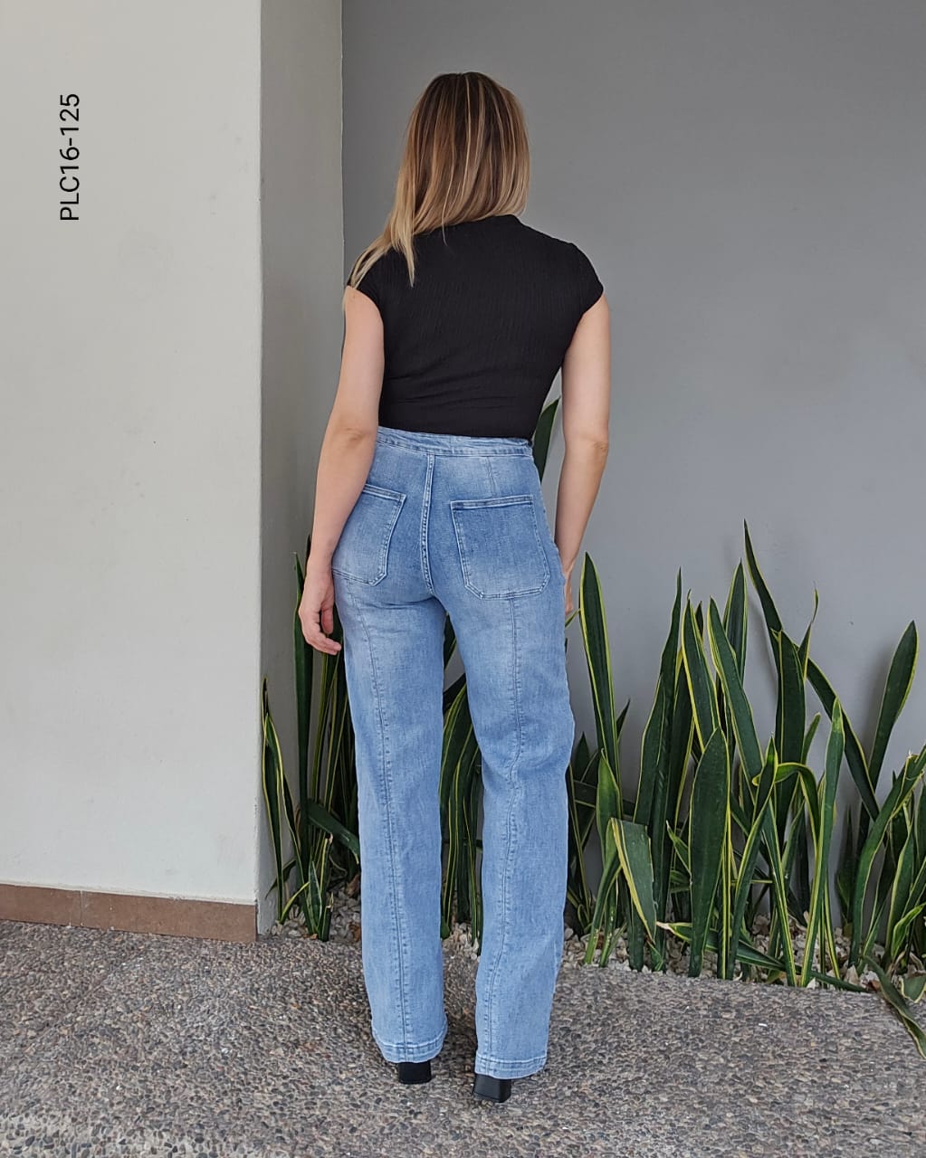 Pantalón de mezclilla con lazo P 125