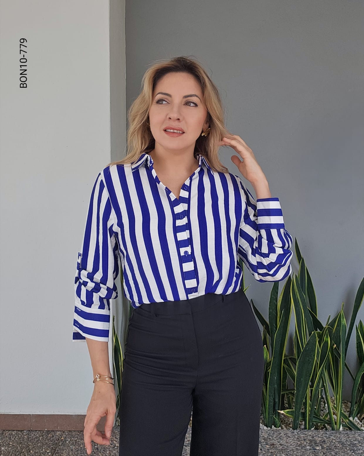 Blusa camisera a rayas J 779