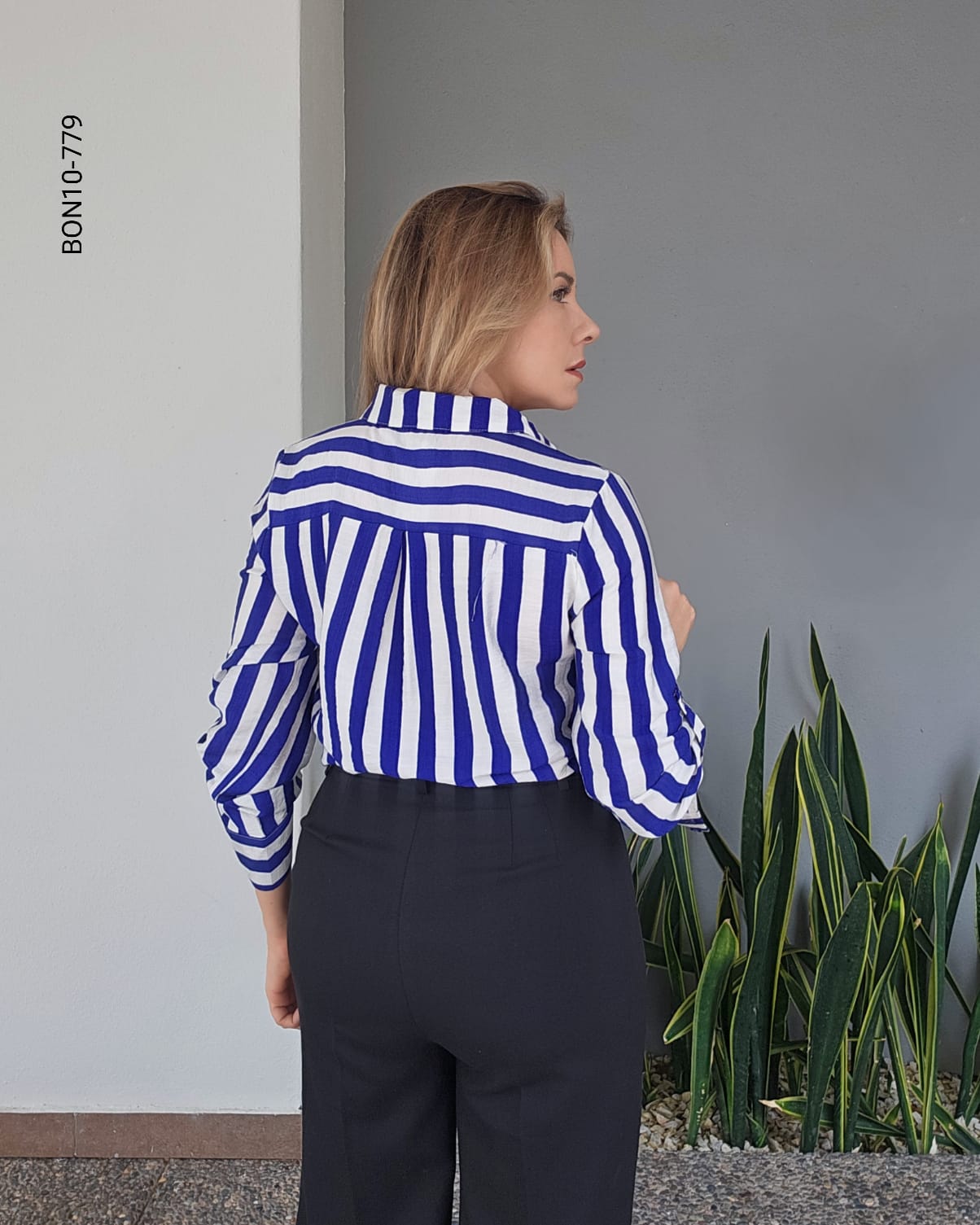 Blusa camisera a rayas J 779