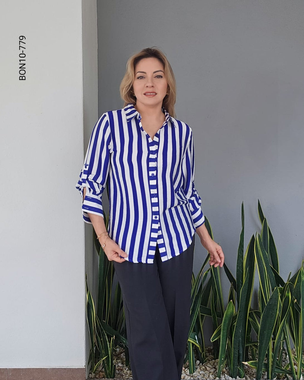 Blusa camisera a rayas J 779