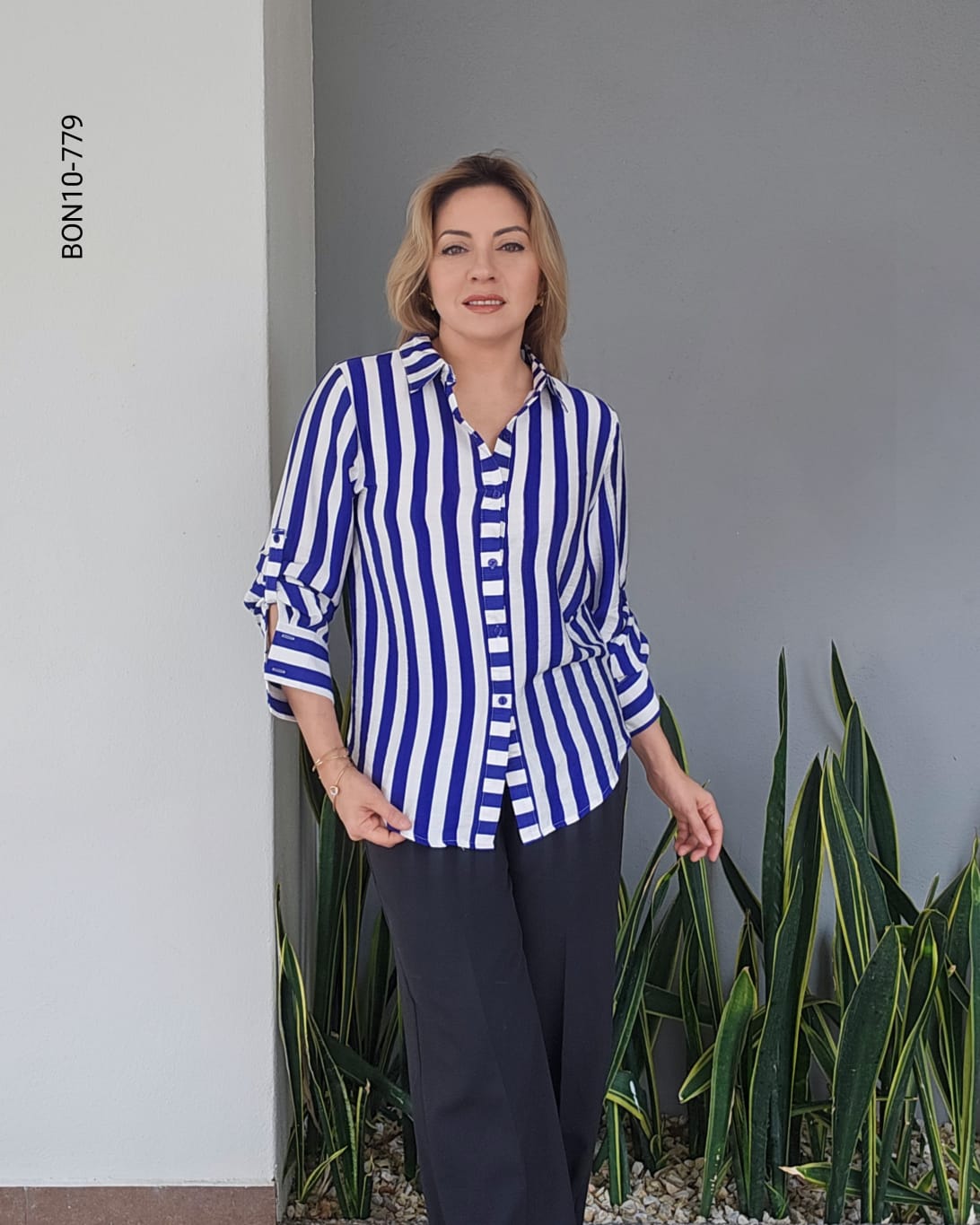 Blusa camisera a rayas J 779
