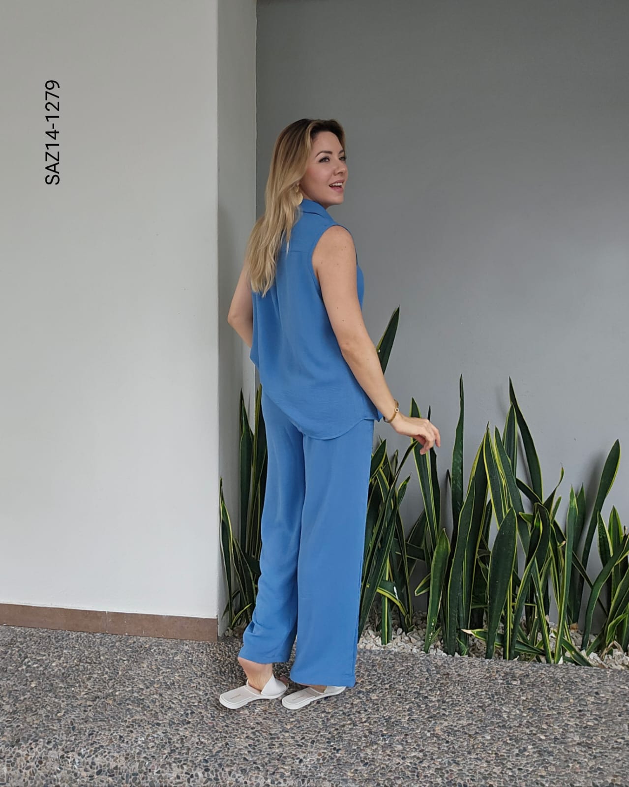 Set de blusa camisera sin mangas y pantalon N 1279