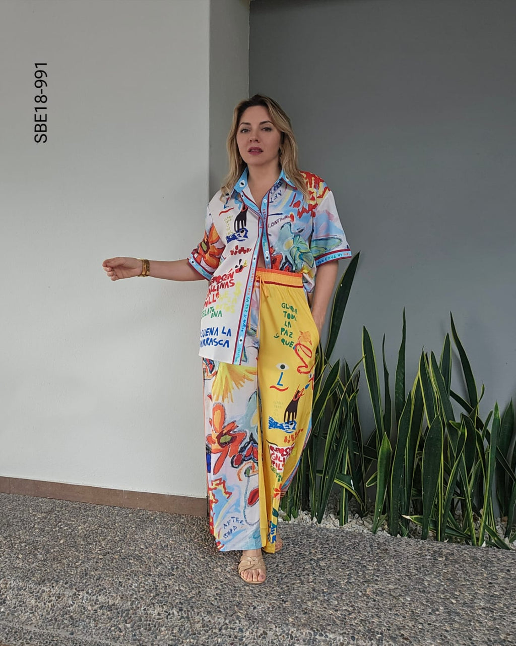 Set de blusa y pantalon estampado artistico R 991