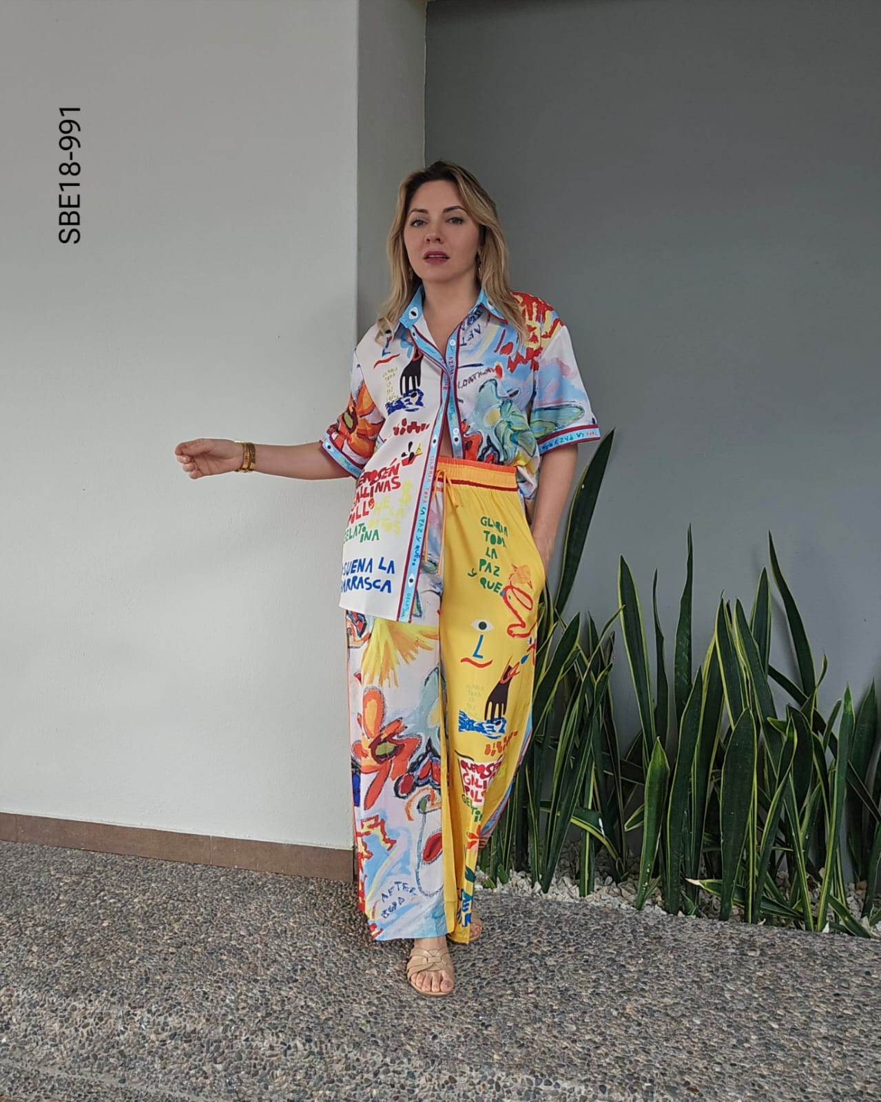 Set de blusa y pantalon estampado artistico R 991