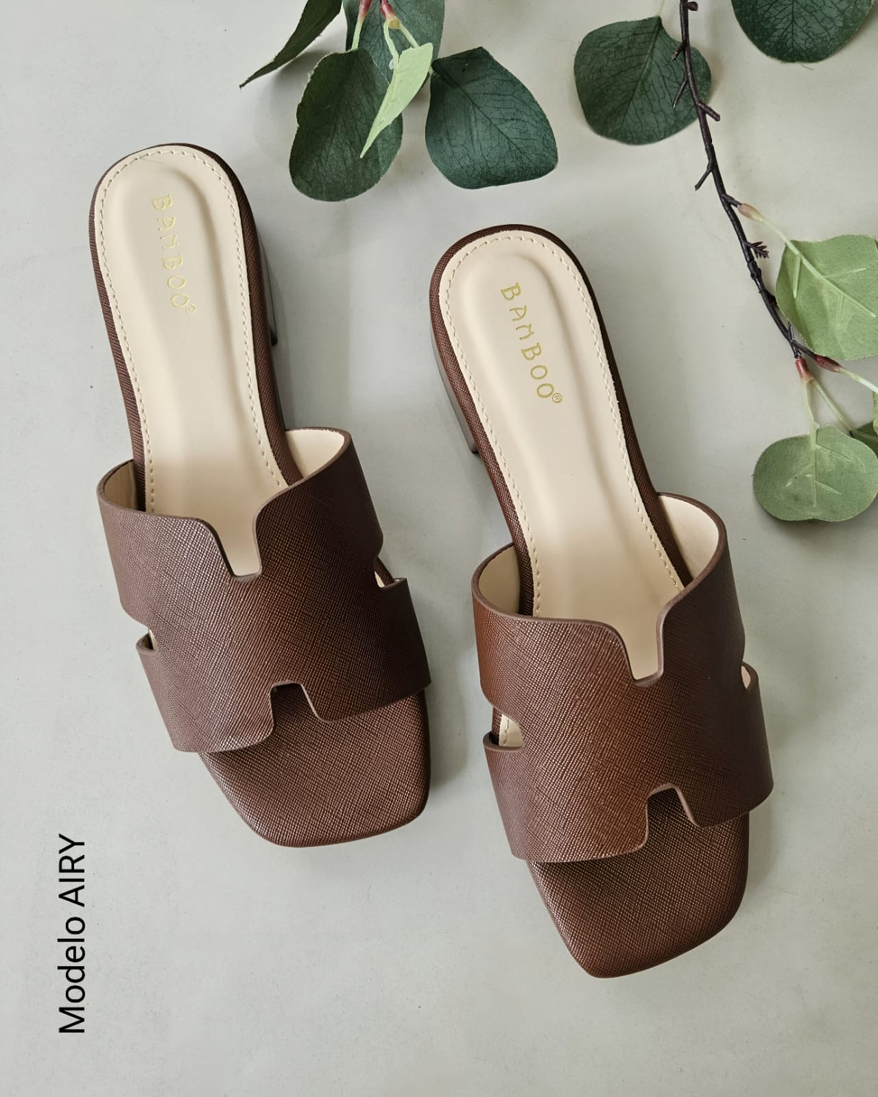 Sandalia tipo mule tacón bajo AIRY