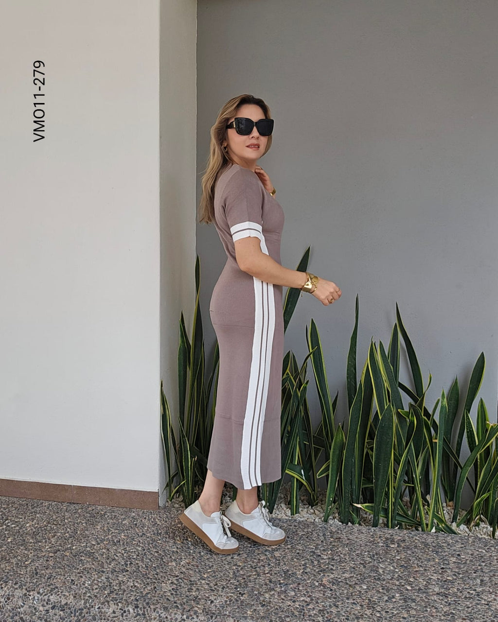 Vestido corte midi ajustado al cuerpo K 279