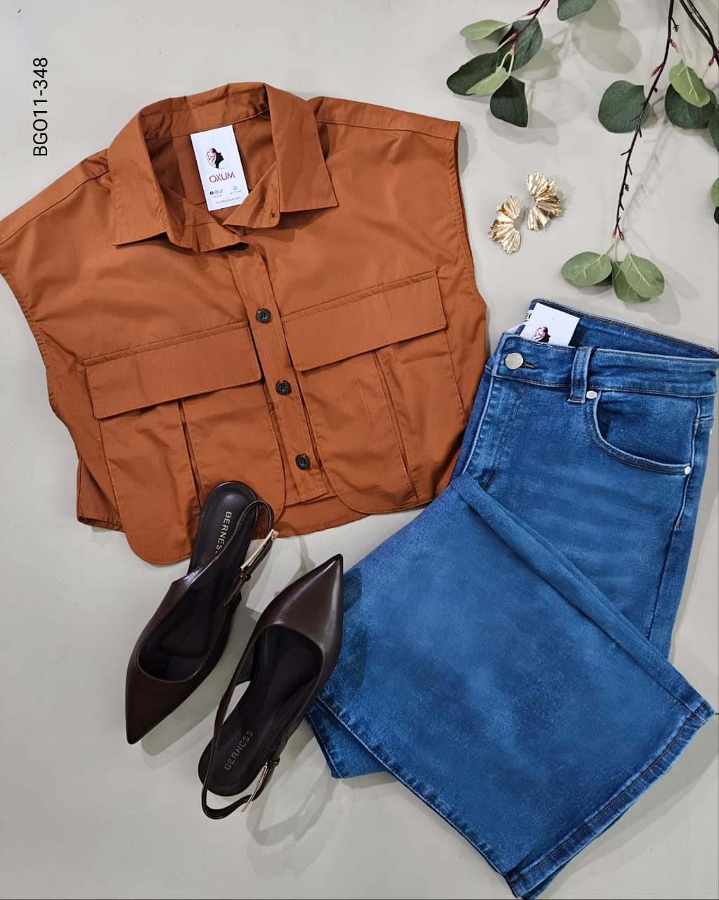 Blusa sin mangas cuello camisero K 348