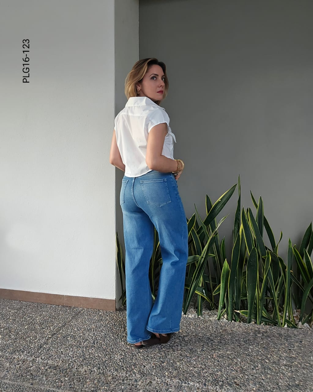 Pantalón de mezclilla wide leg P 123