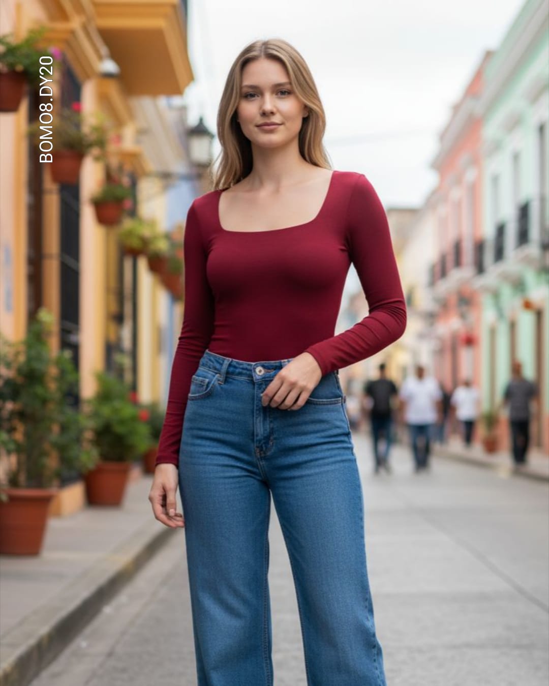 Body manga larga escote cuadrado H DY20