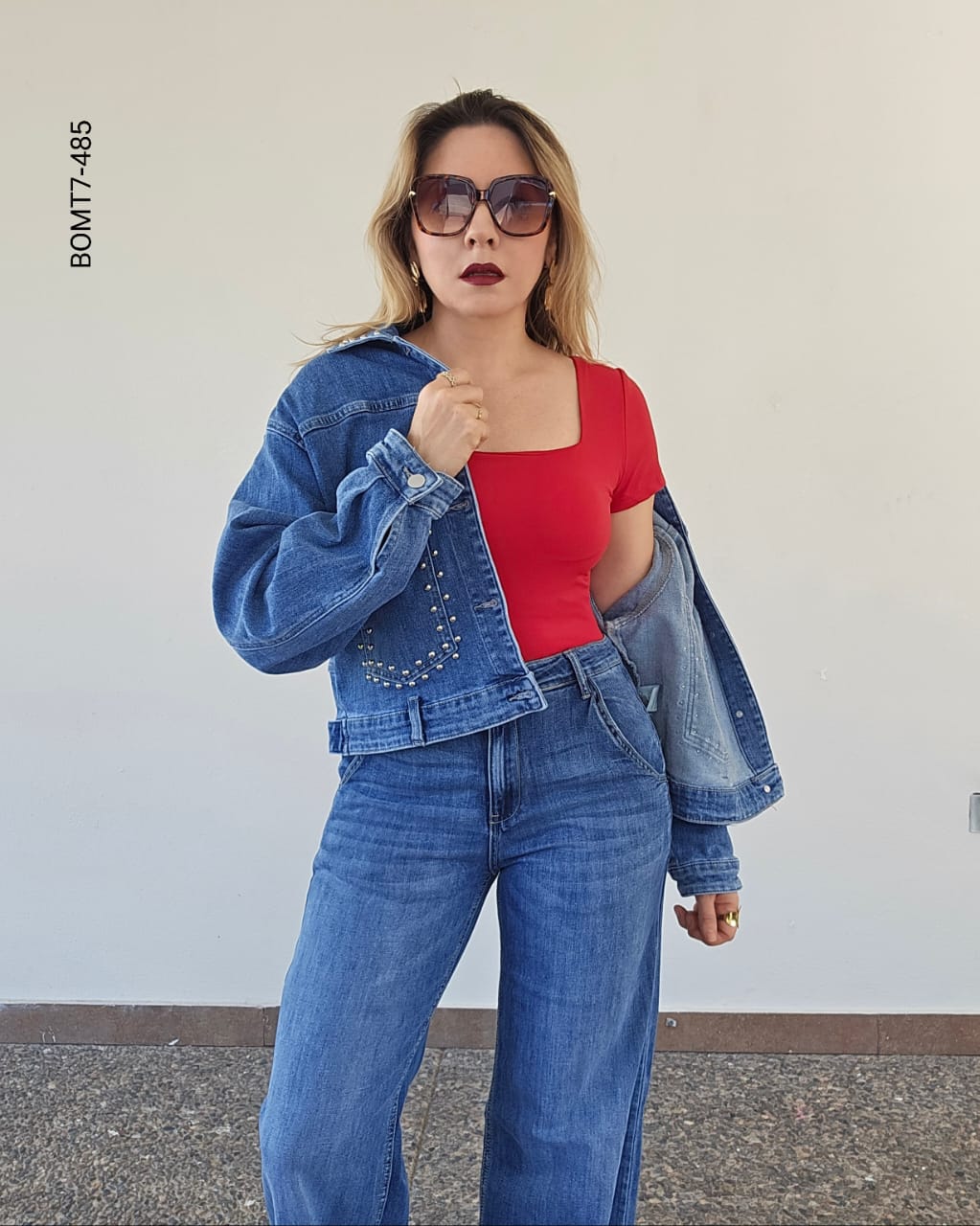 Body cuello cuadrado manga corta G 485