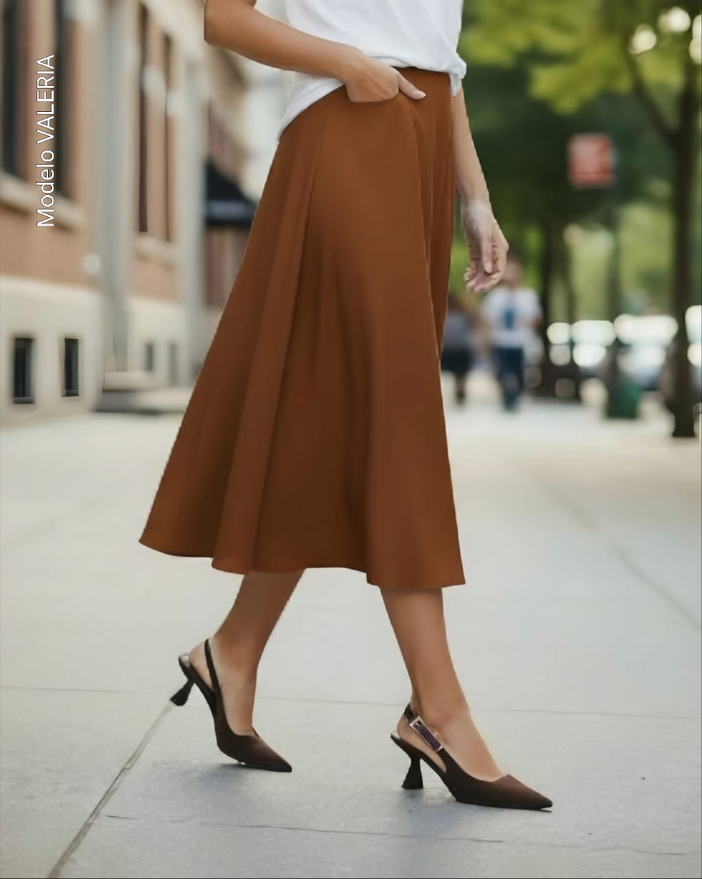 Zapatilla de punta y tacón bajo VALERIA