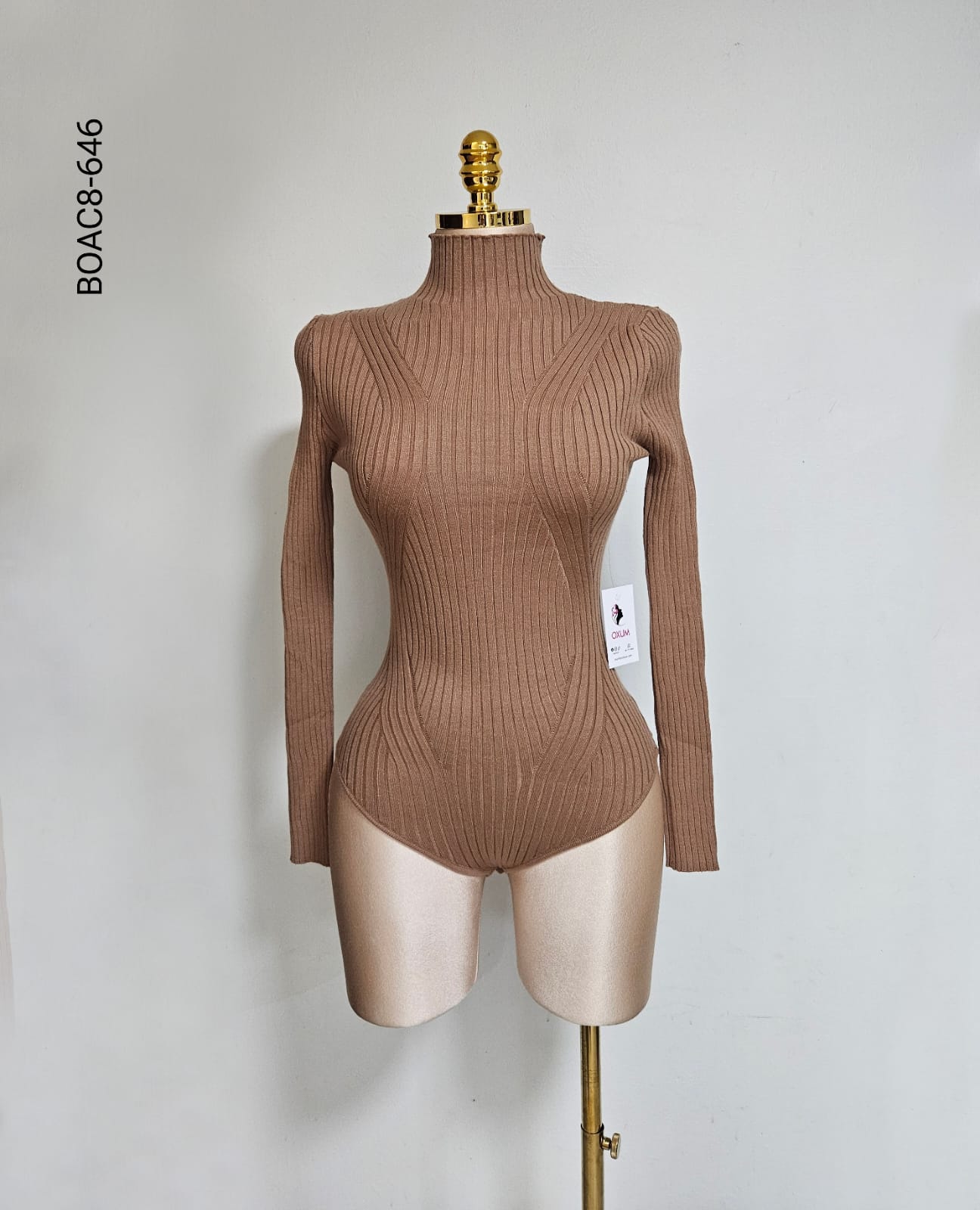 Body en tejido de punto con acanalado H 646