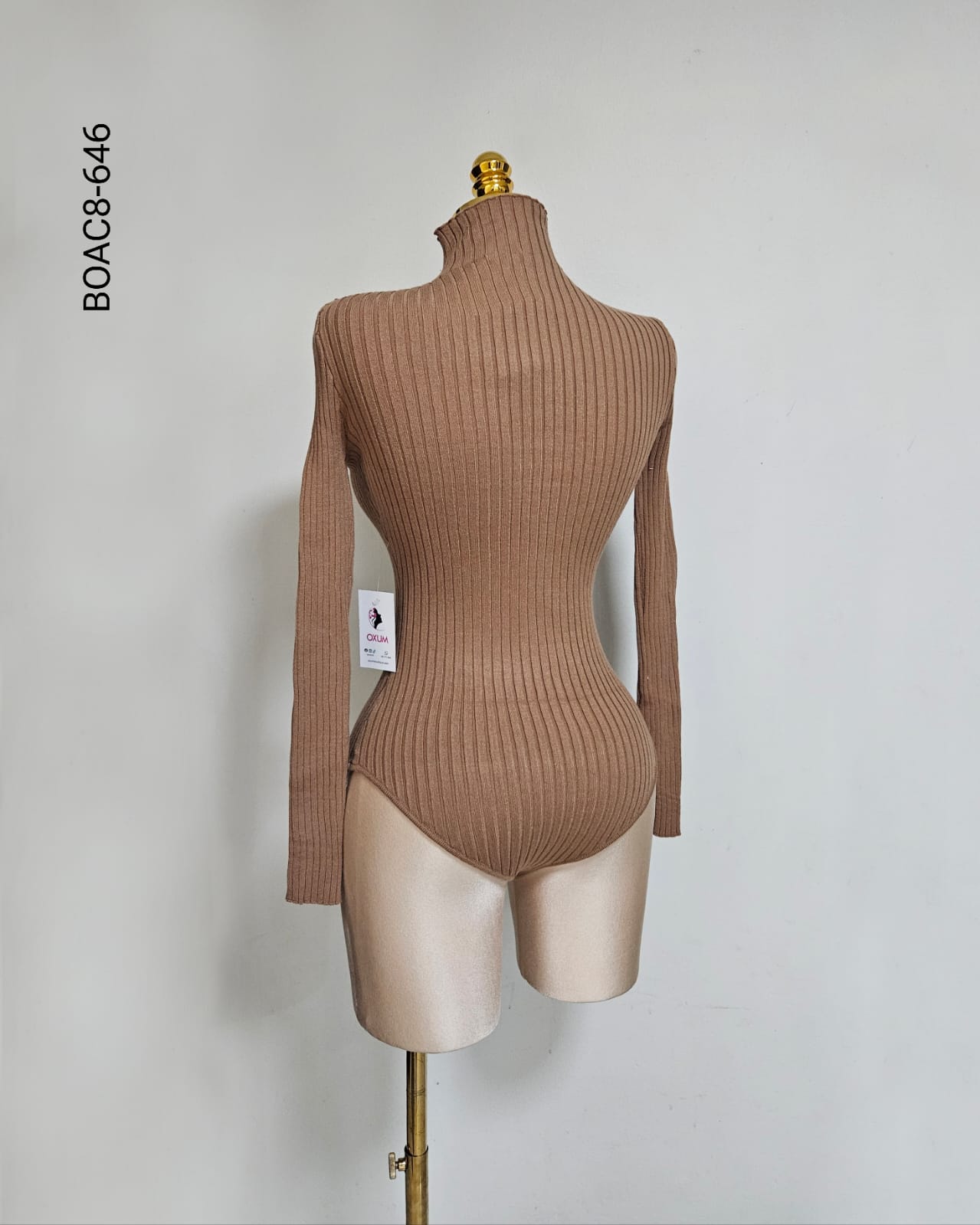 Body en tejido de punto con acanalado H 646