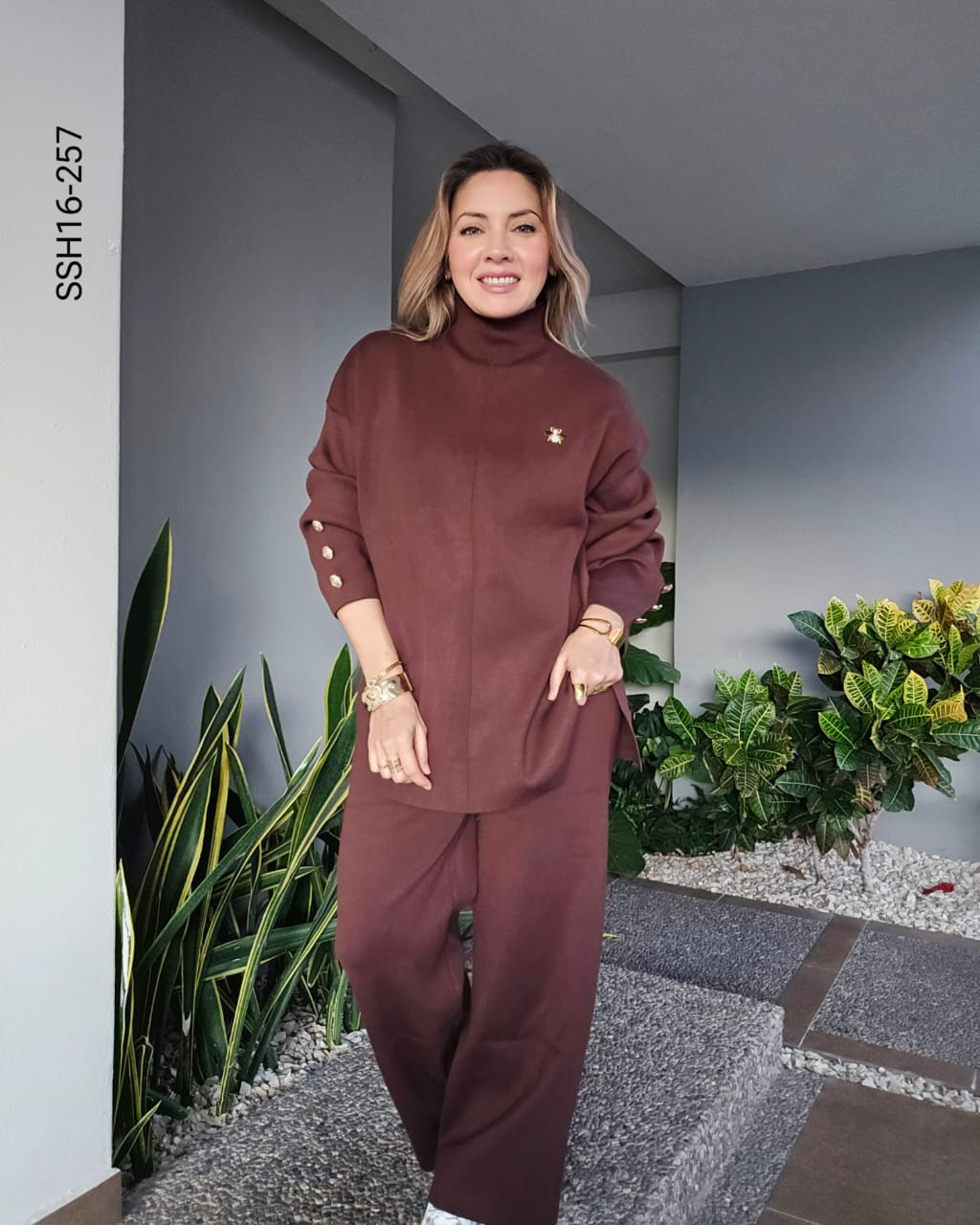 Set suéter manga larga y pantalón  P 257