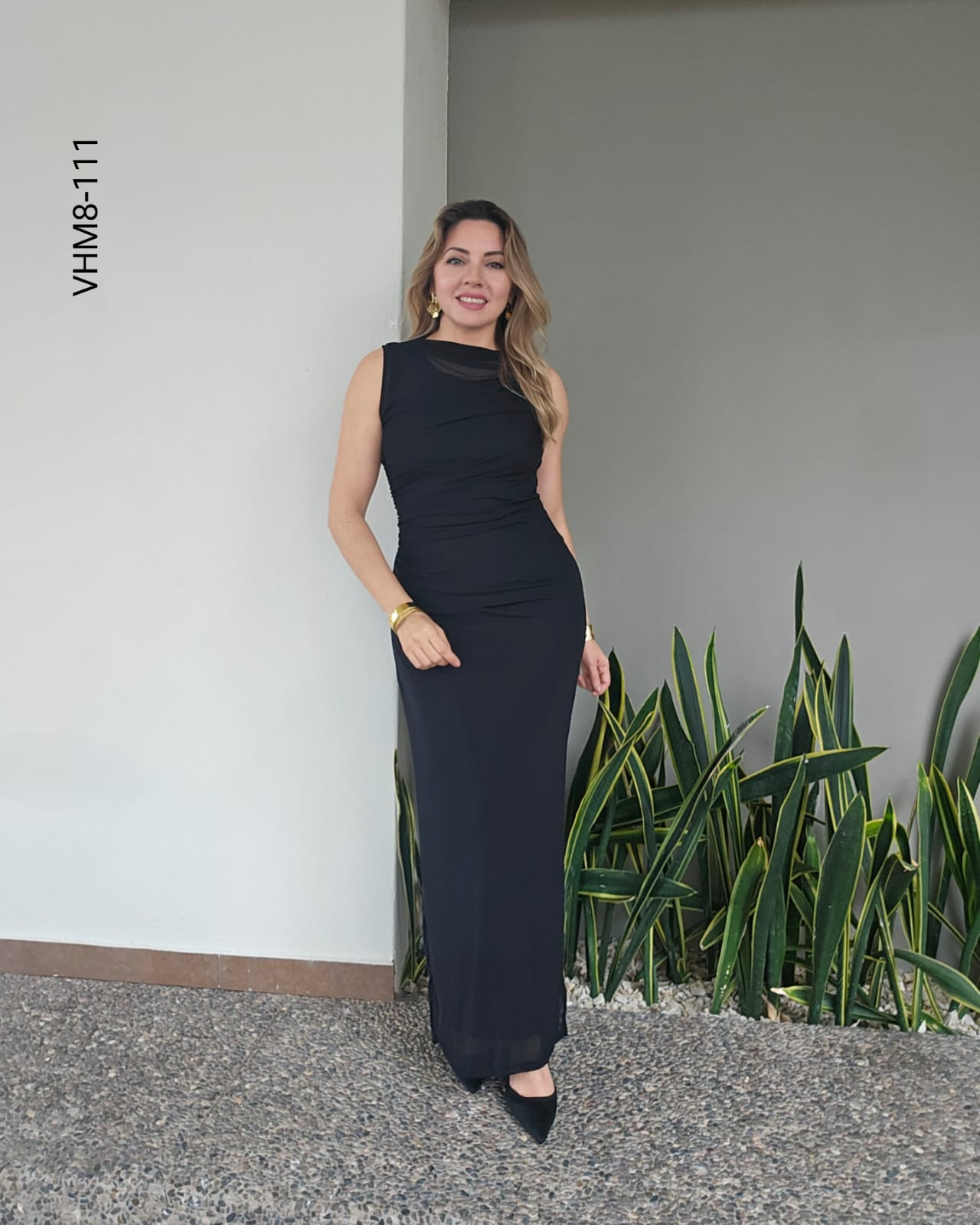 Vestido de noche sin mangas H 111