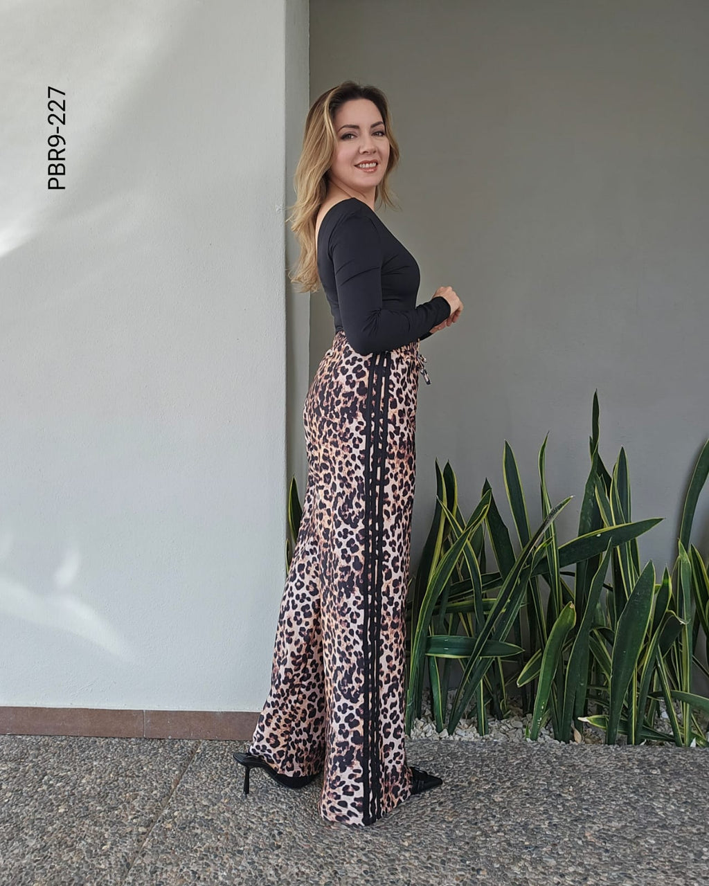 Pantalón wide-leg estampado leopardo I 227