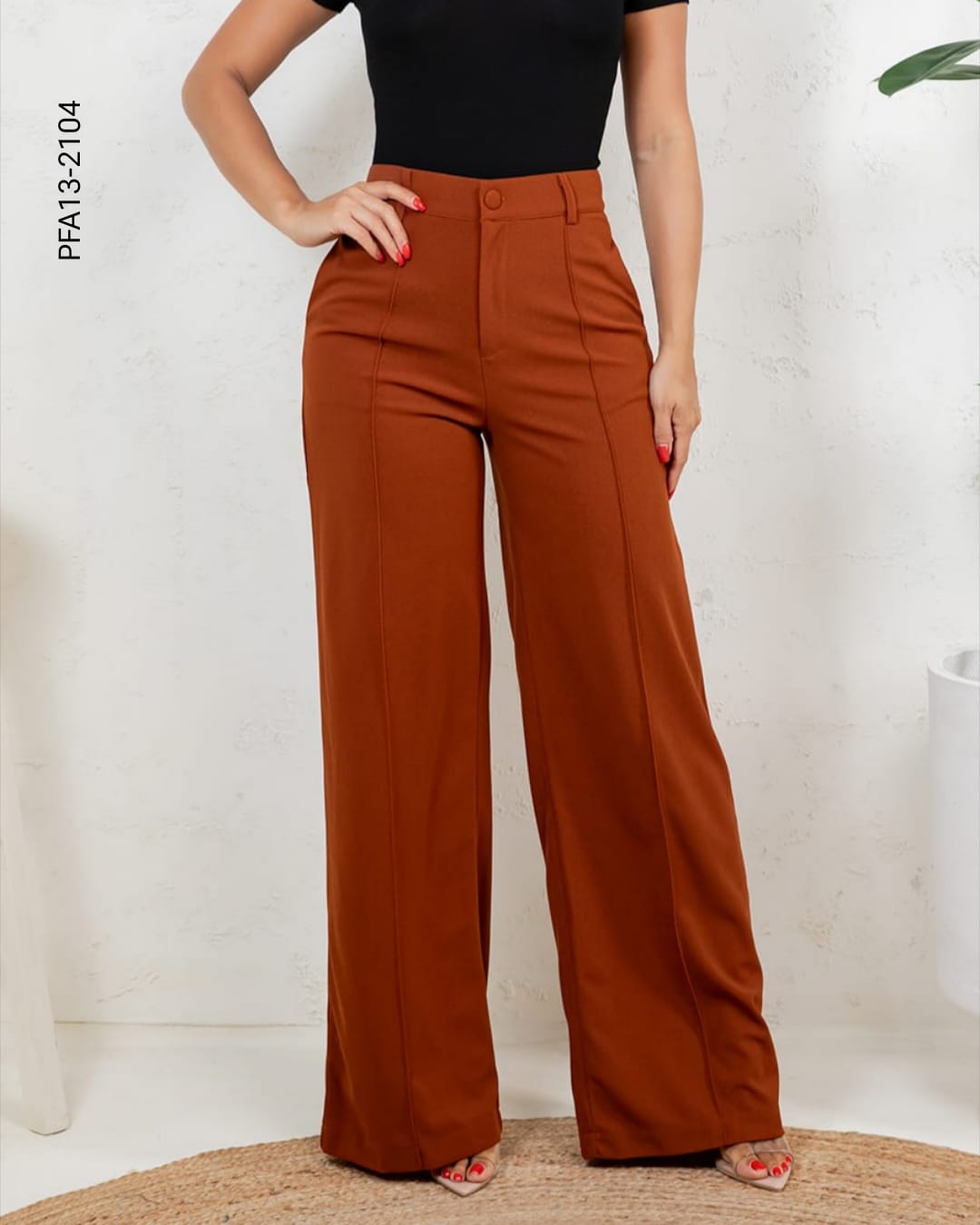 Pantalón de pierna ancha corte alto M 2104