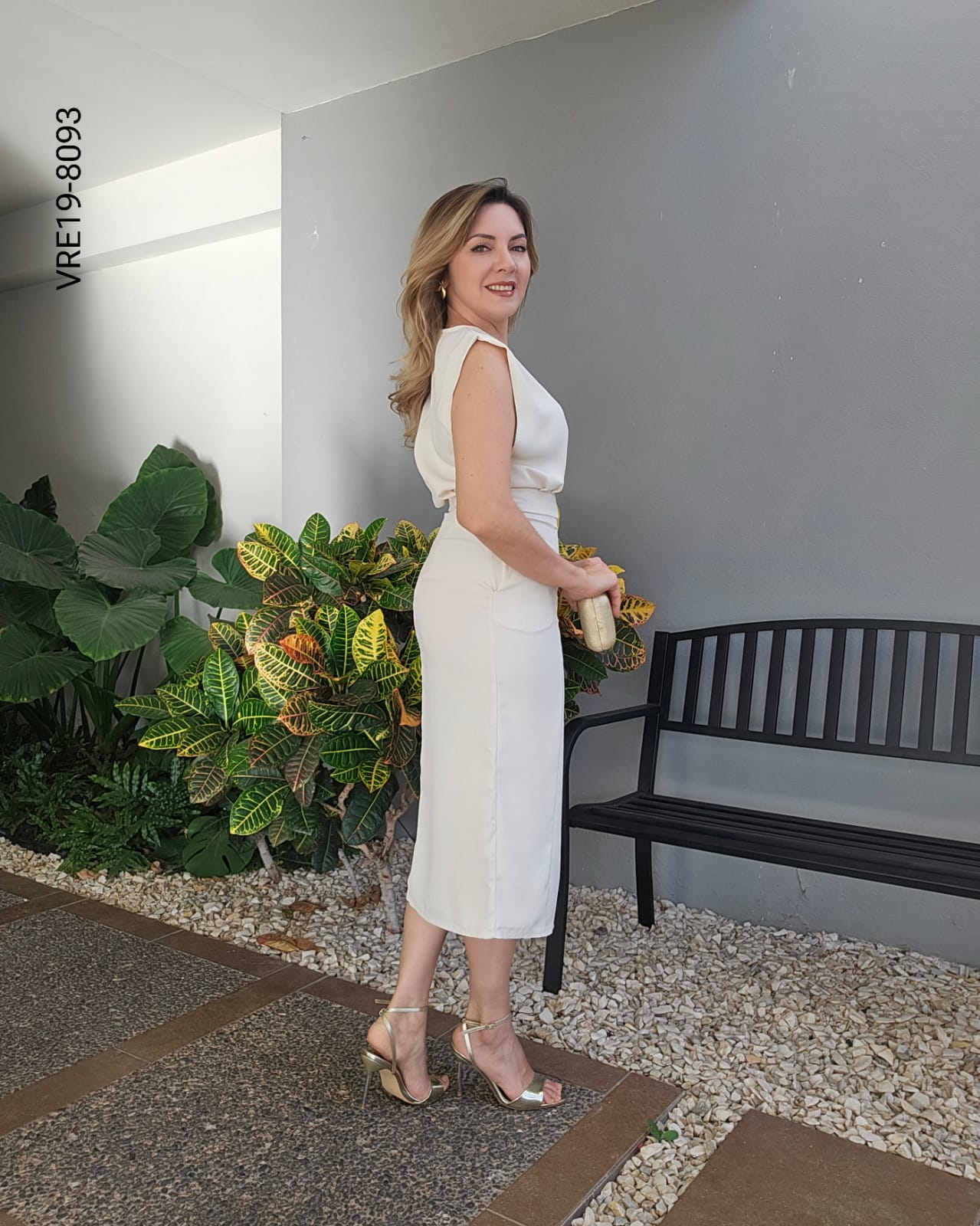 Vestido midi entallado con botones S 8093