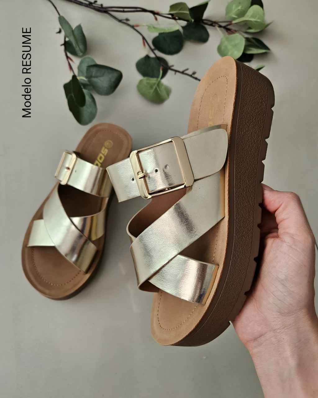 Sandalia confort correas cruzadas RESUME