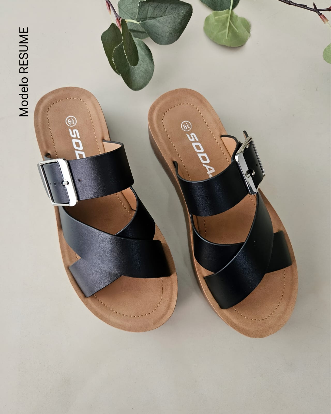 Sandalia confort correas cruzadas RESUME