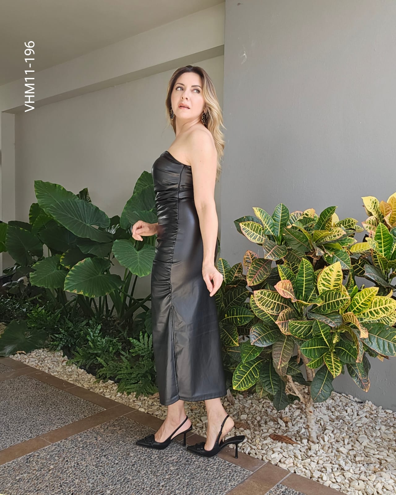 Vestido midi bodycon en vinipiel K 196