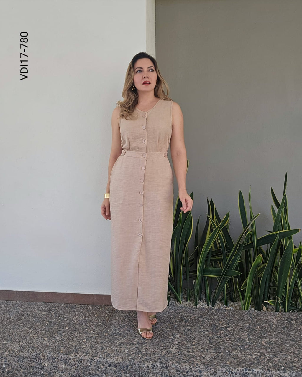 Vestido largo sin mangas Q 780