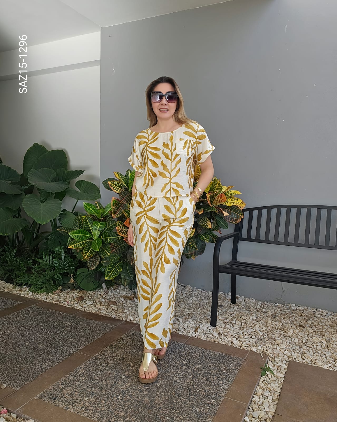 Set blusa cuello redondo y palazzo O 1296