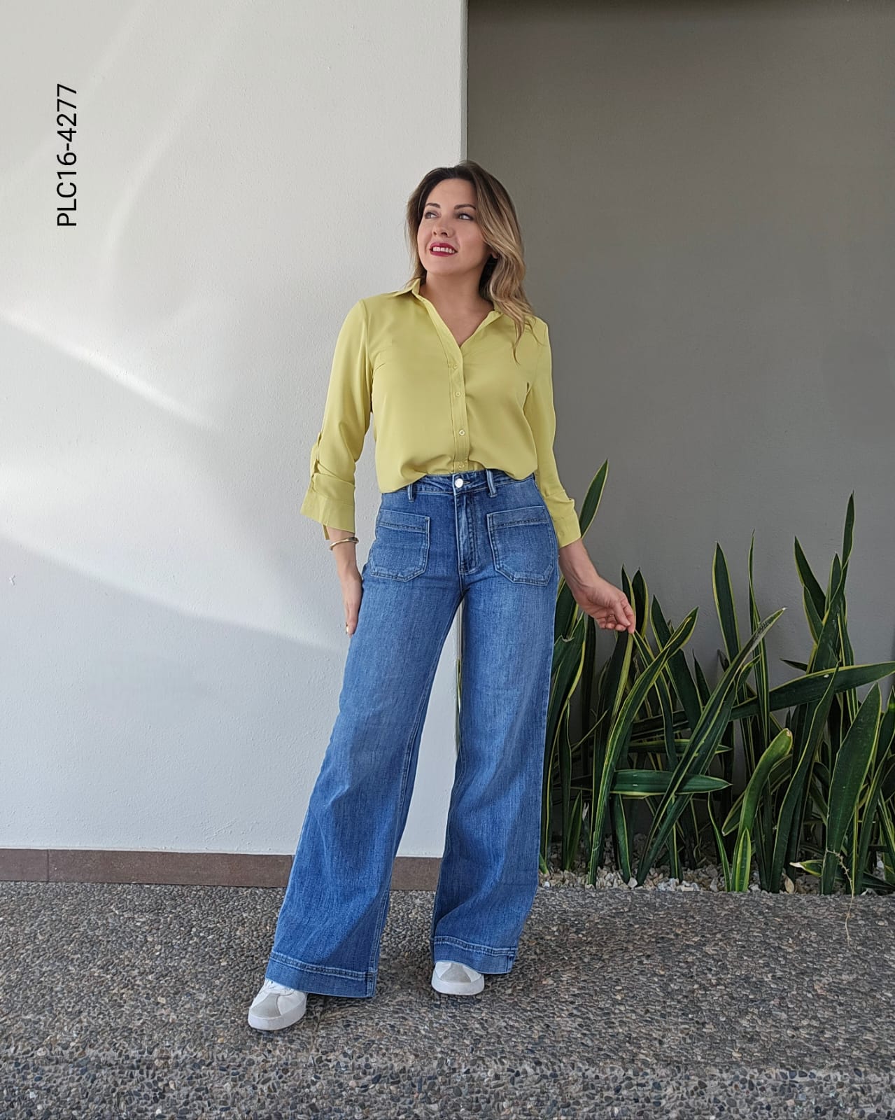 Pantalón de mezclilla corte wide leg P 4277