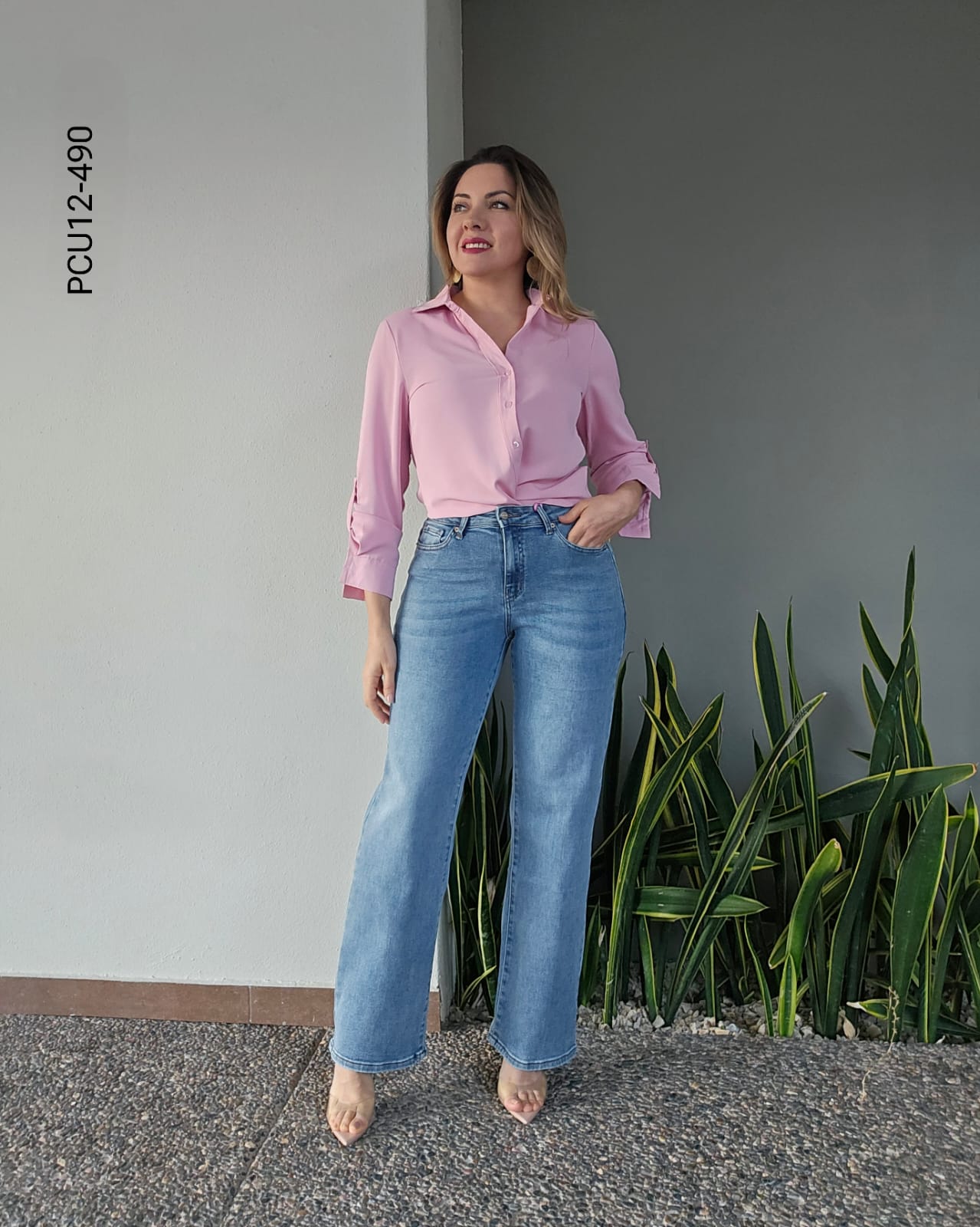 Pantalón de mezclilla corte alto L 490