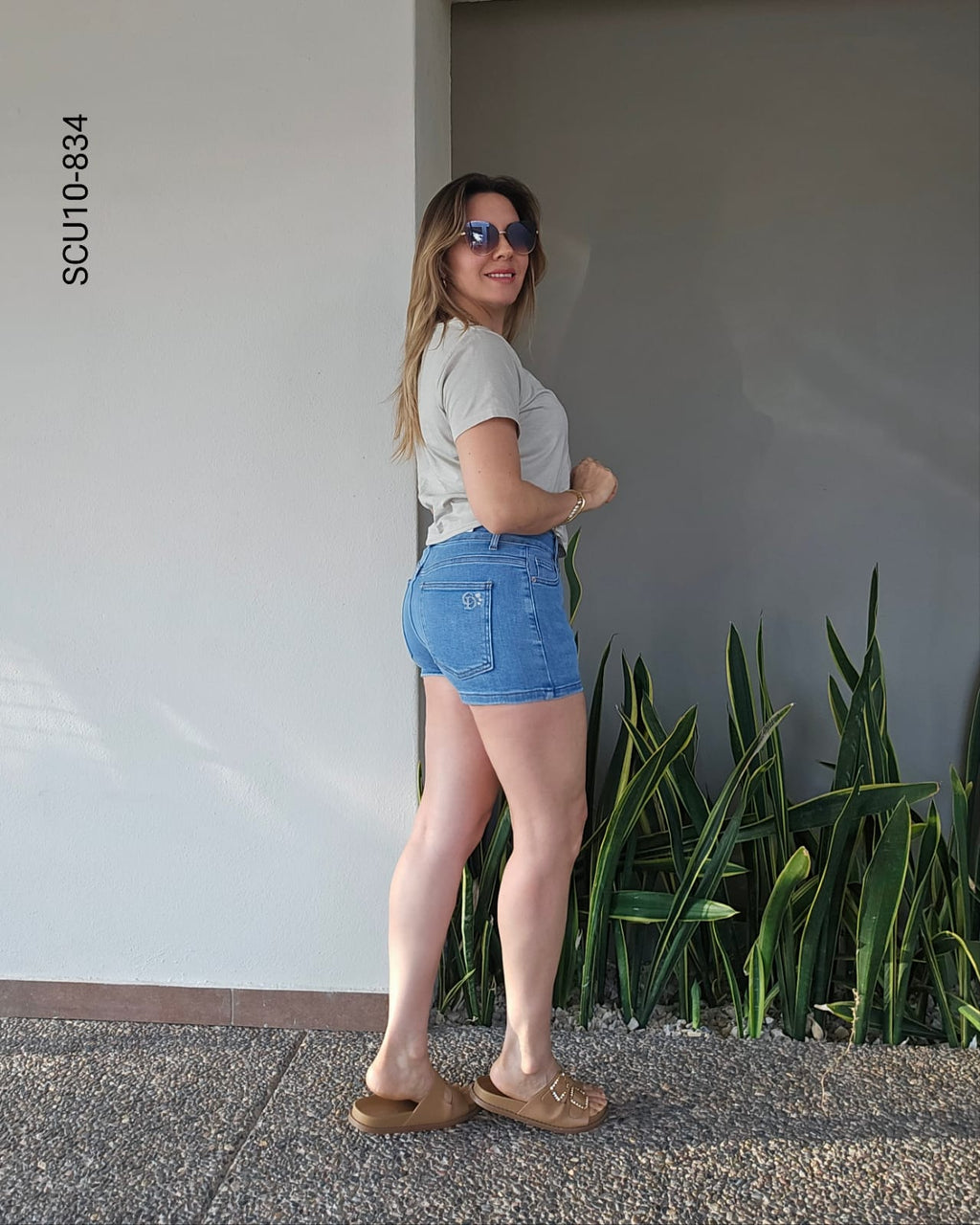 Short de mezclilla tiro alto J 834