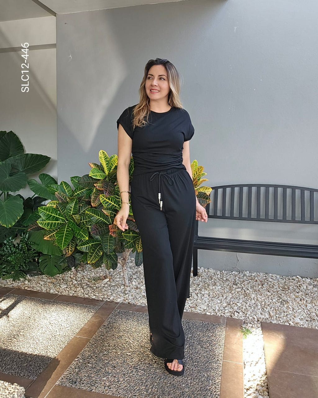Set monocromático de blusa y pantalón L 446