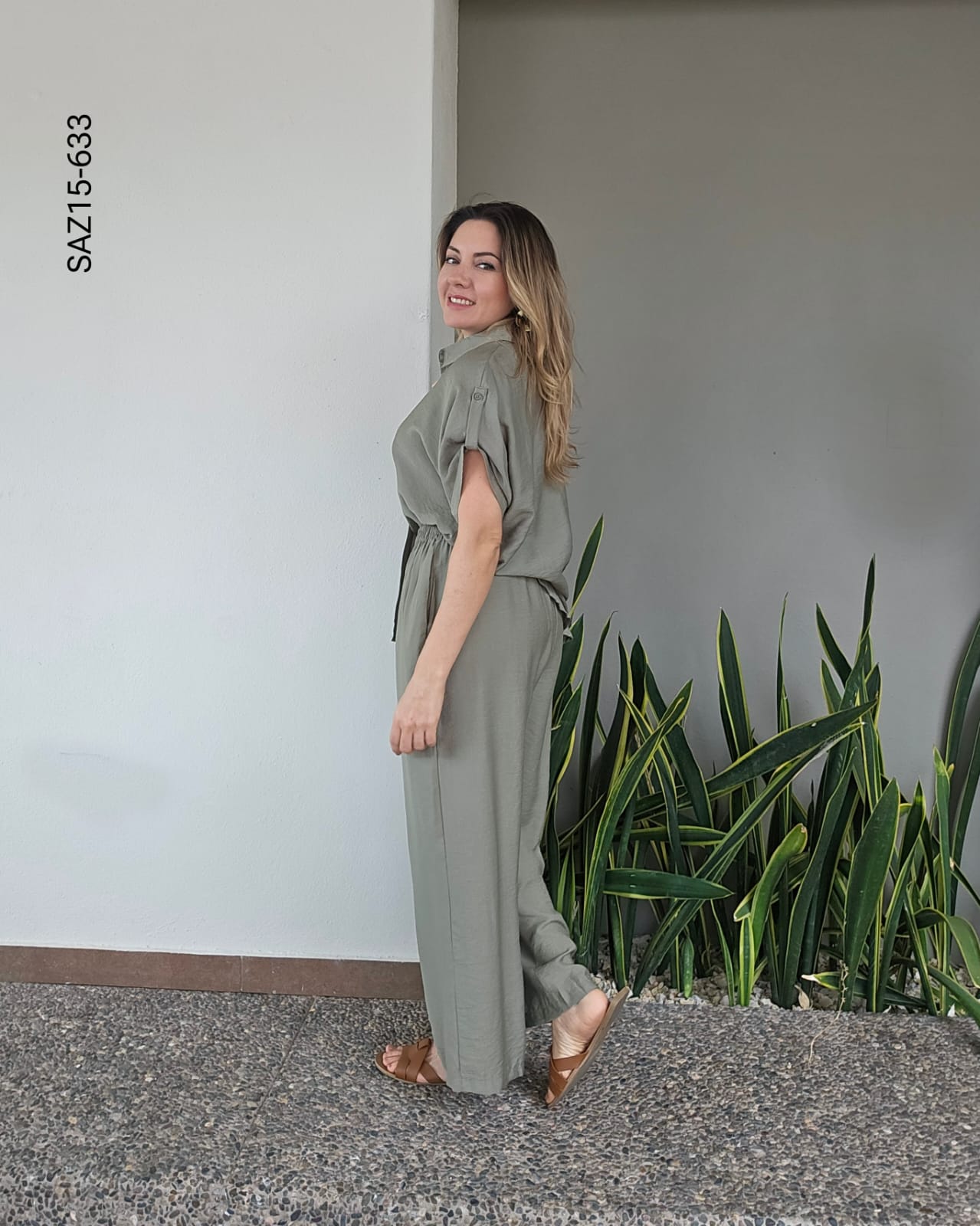 Set blusa camisera y pantalon holgado O 633