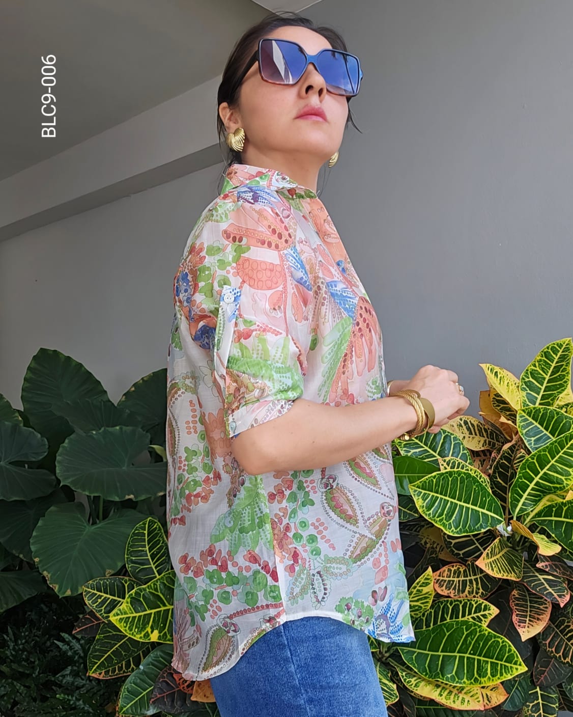 Blusa manga corta estampado floral I 006
